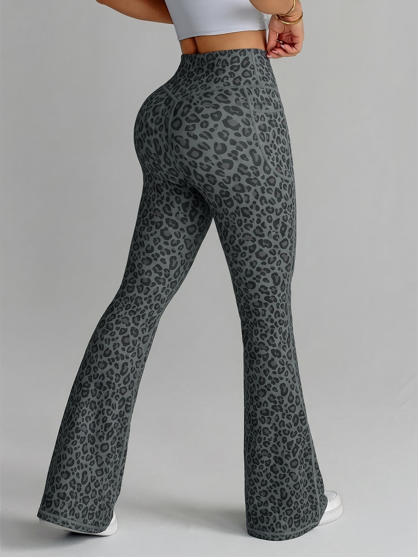 Black leopard women's high-waist flared yoga pants